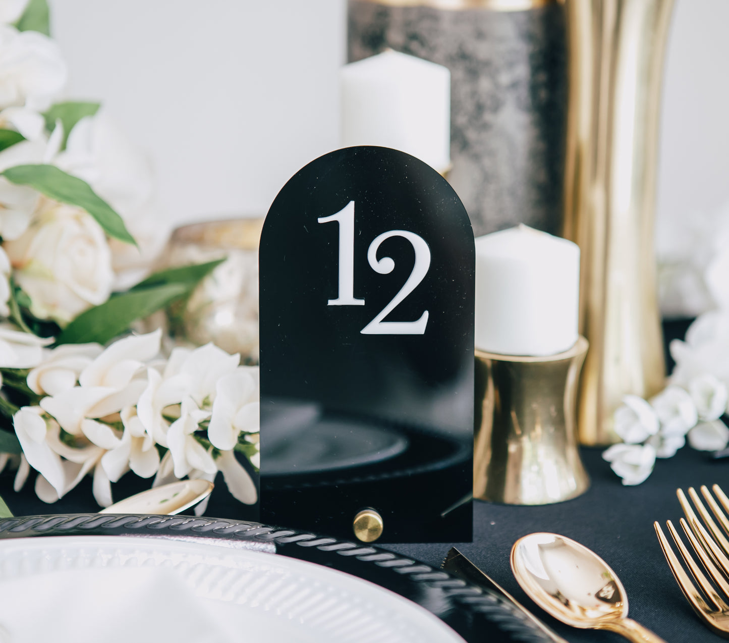 Acrylic Table Numbers, Modern Shape Wedding Table Sign
