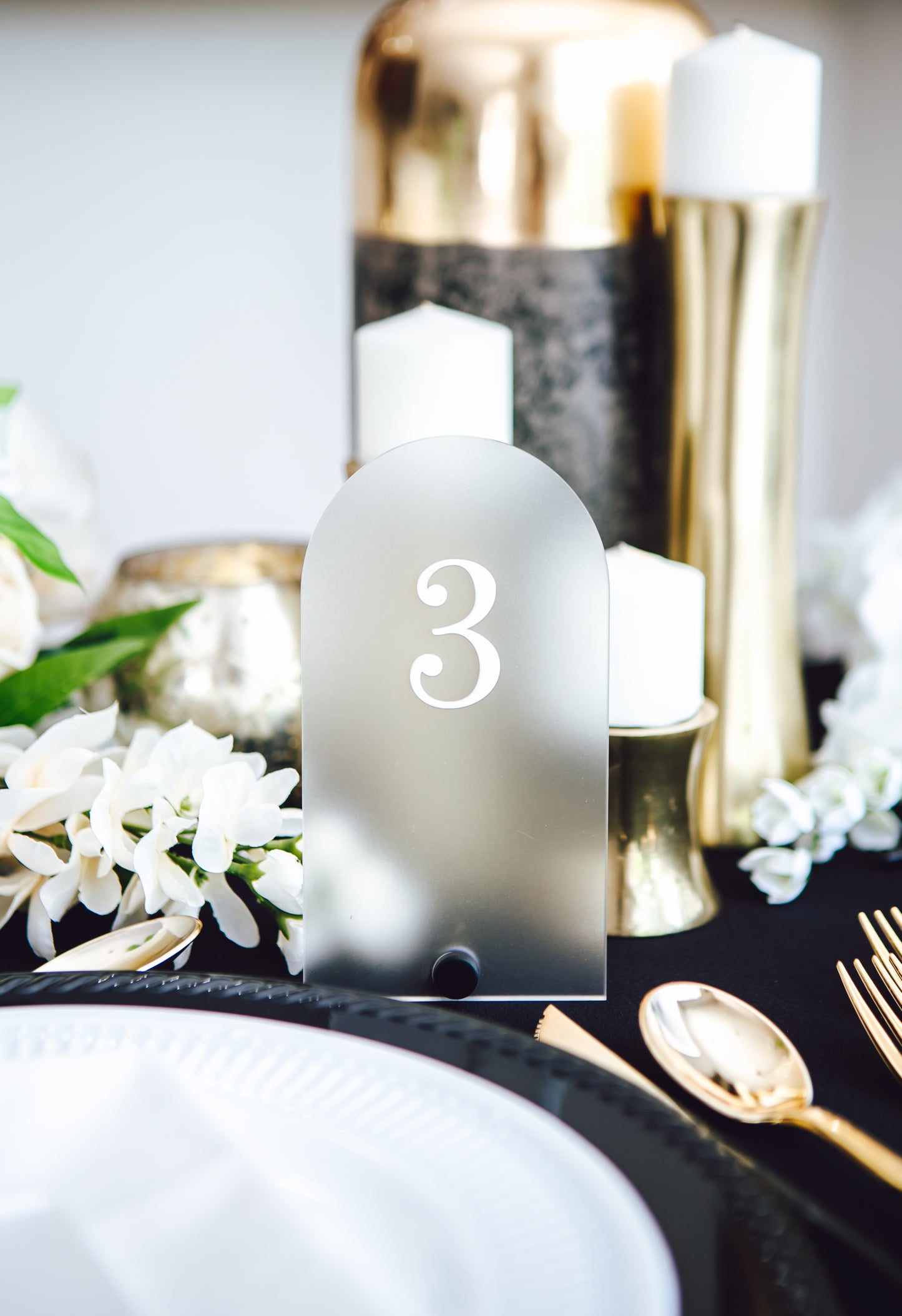 Acrylic Table Numbers, Modern Shape Wedding Table Sign