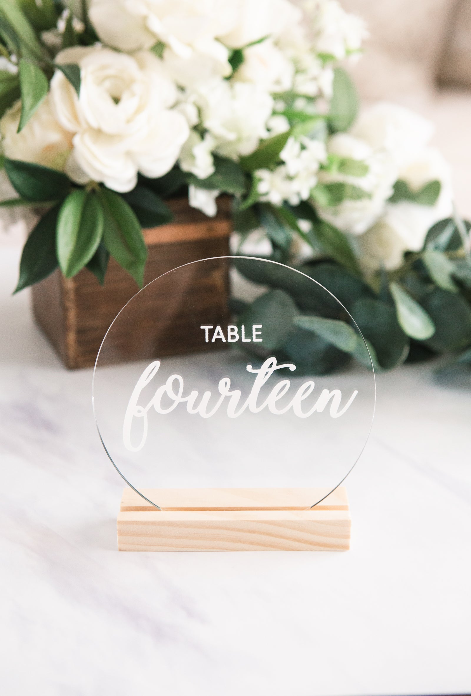 Clear Circle Acrylic Table Numbers - Wedding Decor Gifts