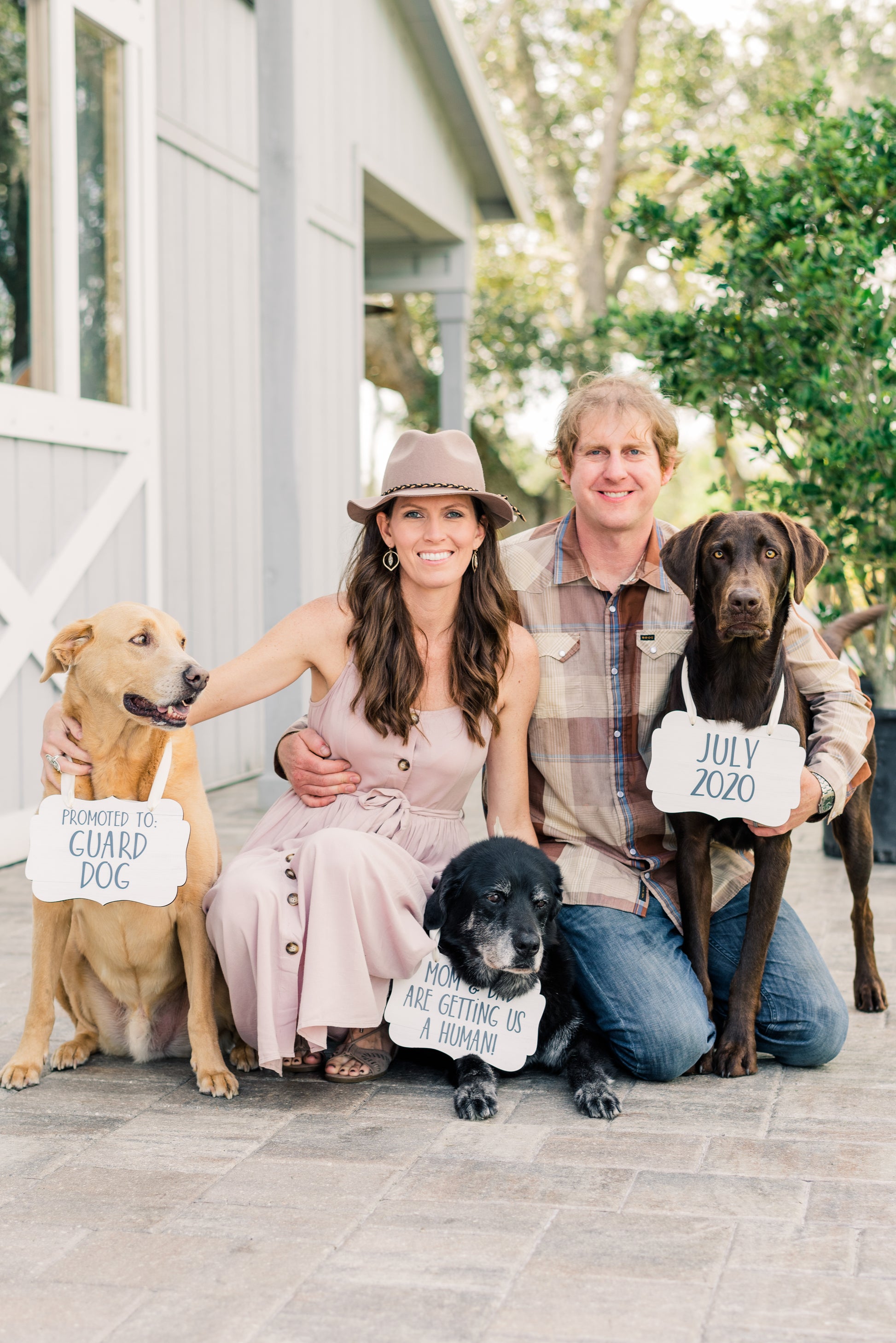 Pet Signs for Pregnancy Announcement - Wedding Decor Gifts