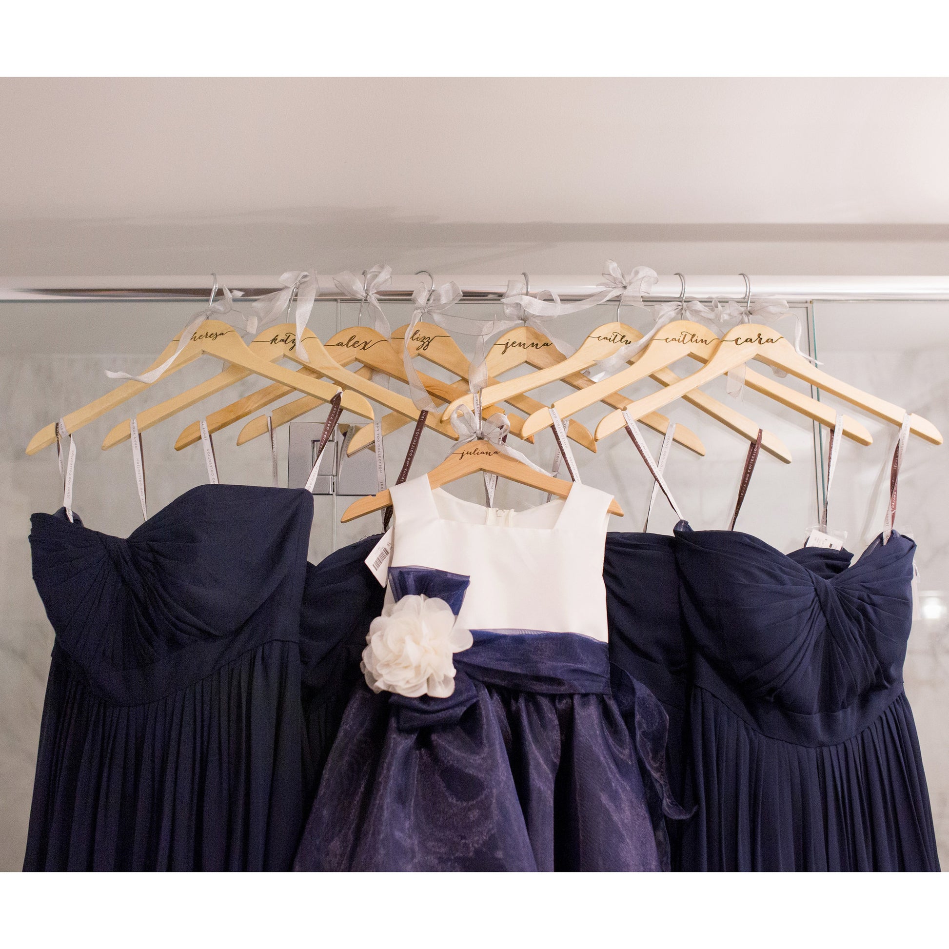 Hanger design bespoke - Personnalized hangers