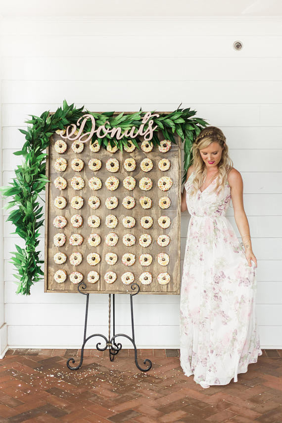 "Donuts" Word Sign